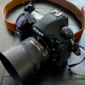 NIKON D850 EXCELLENT CONDITION